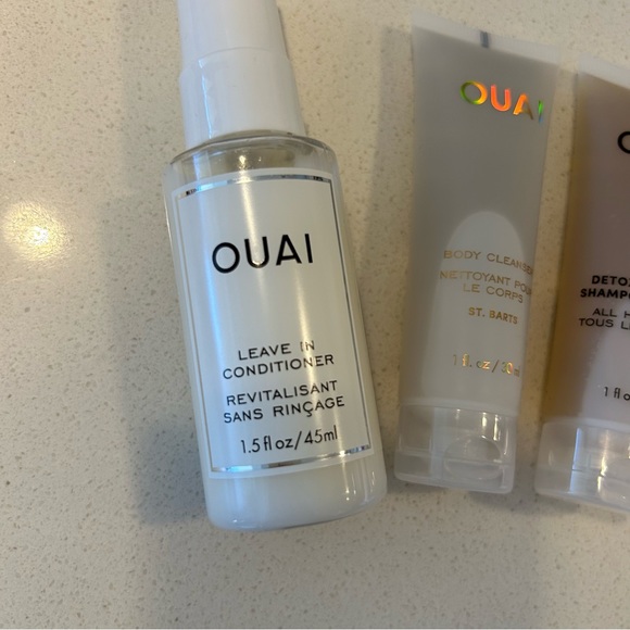 Ouai Deluxe Travel Set - Picture 3 of 7